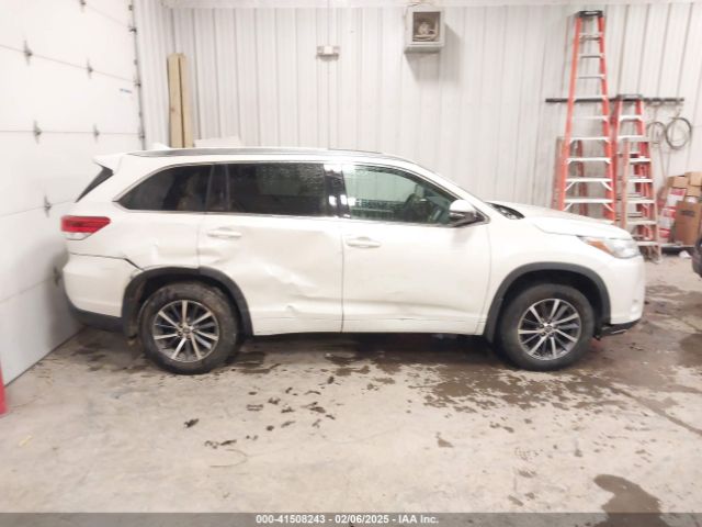 5TDJZRFH7HS507661 Toyota Highlander Xle