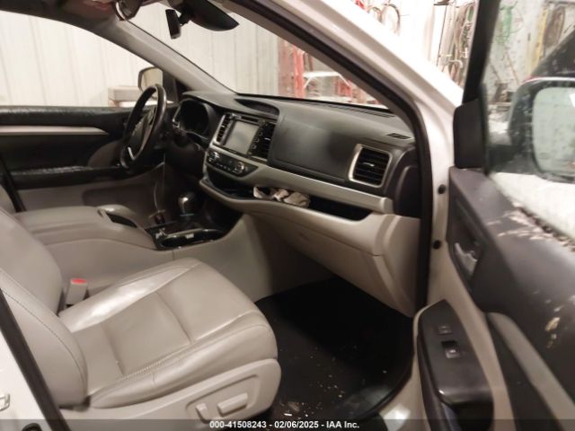 5TDJZRFH7HS507661 Toyota Highlander Xle