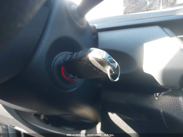 KNDEPCAA1R7664077 KIA Seltos Lx