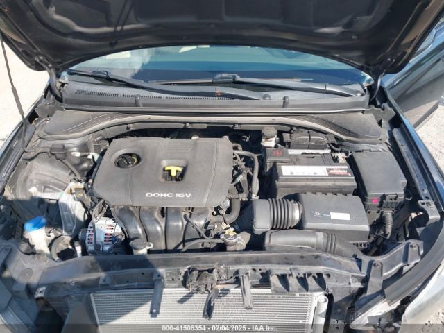 5NPD84LF0HH119988 Hyundai ELANTRA SE