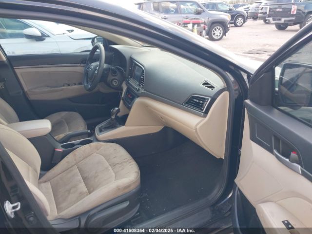 5NPD84LF0HH119988 Hyundai ELANTRA SE