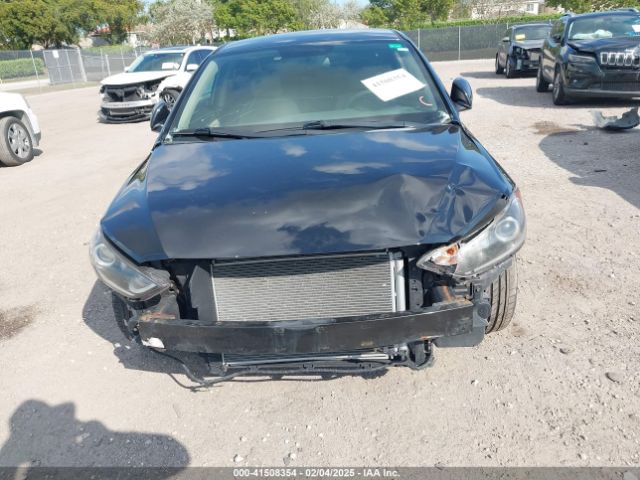 5NPD84LF0HH119988 Hyundai ELANTRA SE