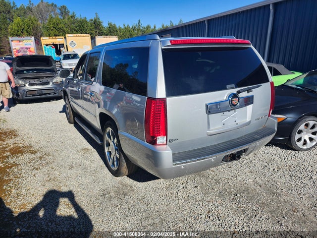 2013 CADILLAC ESCALADE ESV 1GYS4HEF3DR217482 Photo 2