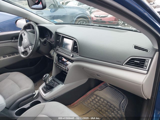 5NPD84LFXJH389719 Hyundai Elantra Value Edition