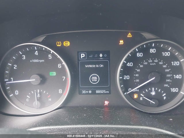 5NPD84LFXJH389719 Hyundai Elantra Value Edition