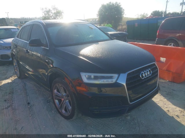 2018 AUDI Q3 WA1HCCFS2JR031648 Photo 0