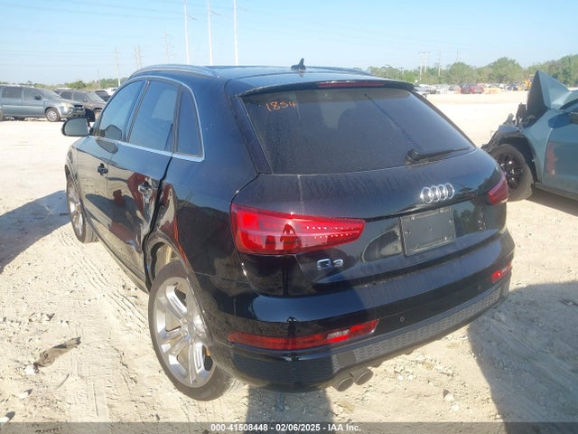 2018 AUDI Q3 WA1HCCFS2JR031648 Photo 2