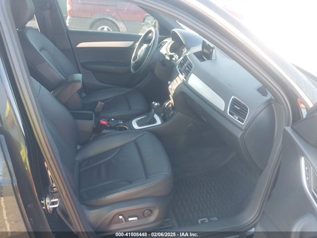 2018 AUDI Q3 WA1HCCFS2JR031648 Photo 4