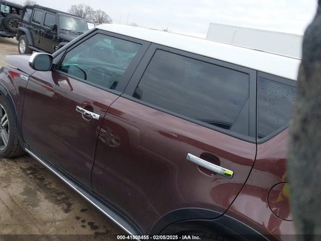 KIA SOUL + 2017 KNDJP3A5XH7473516 Image 14
