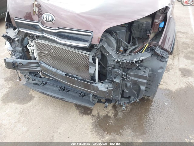 KIA SOUL + 2017 KNDJP3A5XH7473516 Image 17