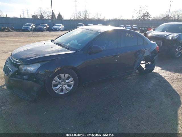 1G1PA5SH7E7259569 Chevrolet Cruze Ls Auto