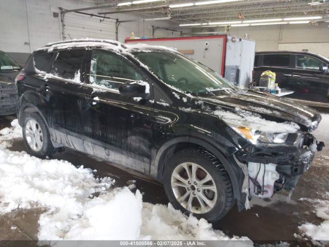 1FMCU9GD0JUC72780 Ford ESCAPE SE