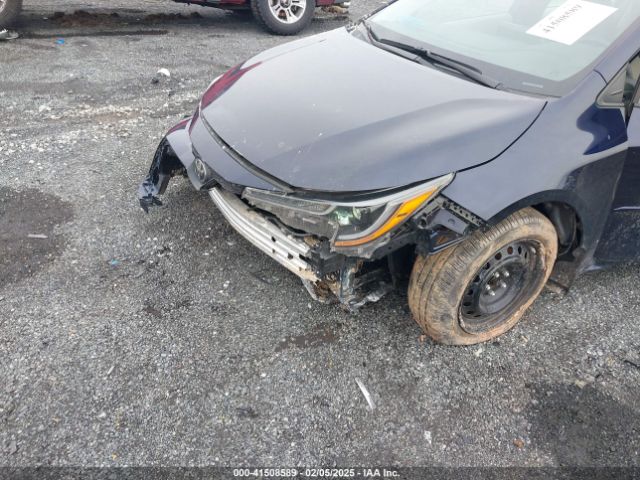 5YFEPMAE7NP362682 Toyota COROLLA LE