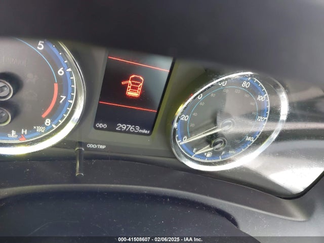 Toyota COROLLA LE 2018 5YFBURHE5JP794003 Image 15