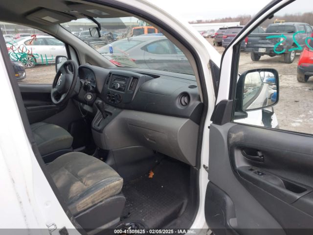 3N6CM0KN8HK710792 Nissan Nv200 S