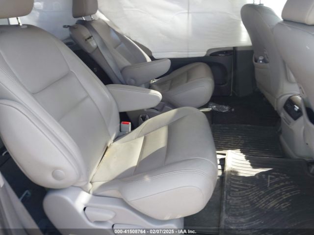2018 TOYOTA SIENNA 5TDYZ3DCXJS940710 Photo 7