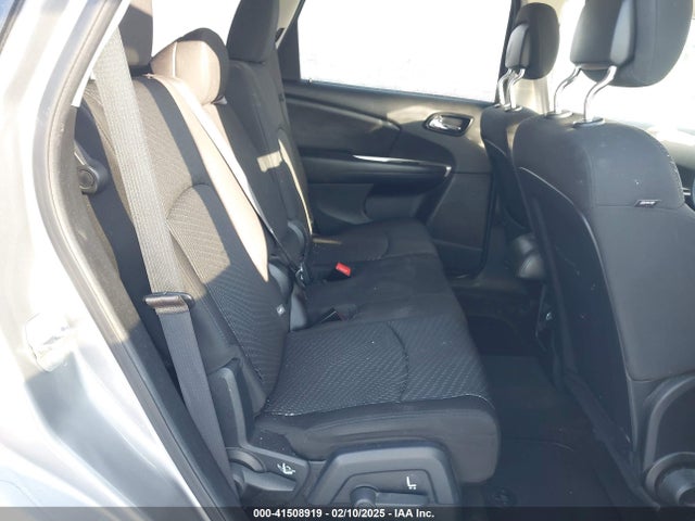 3C4PDDBGXGT204824 Dodge Journey Sxt