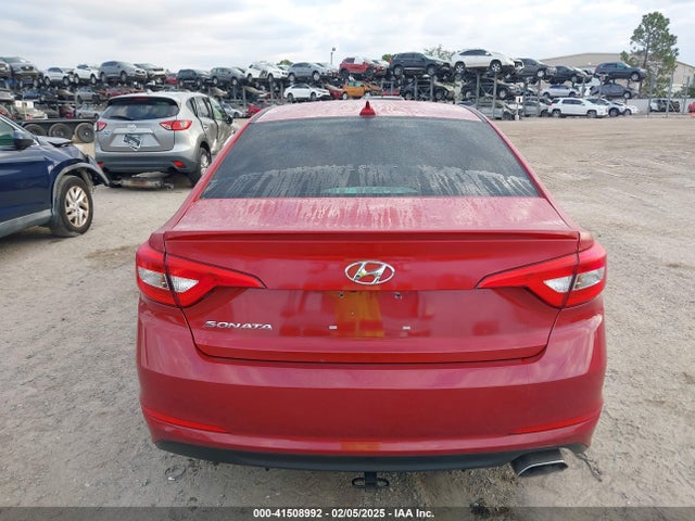 Hyundai SONATA SE 2017 5NPE24AF2HH524100 Image 17