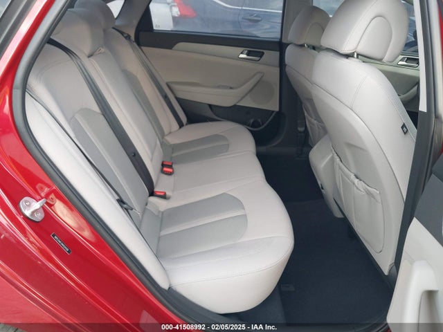 Hyundai SONATA SE 2017 5NPE24AF2HH524100 Image 8