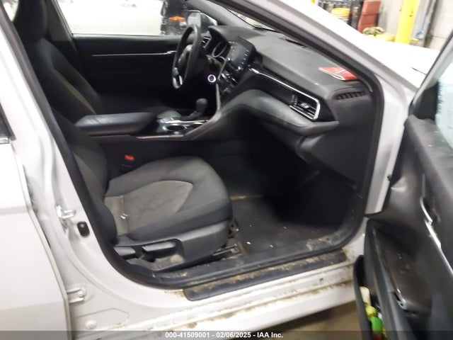 4T1C11AK5NU037816 Toyota CAMRY LE