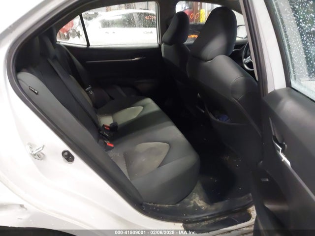 4T1C11AK5NU037816 Toyota CAMRY LE