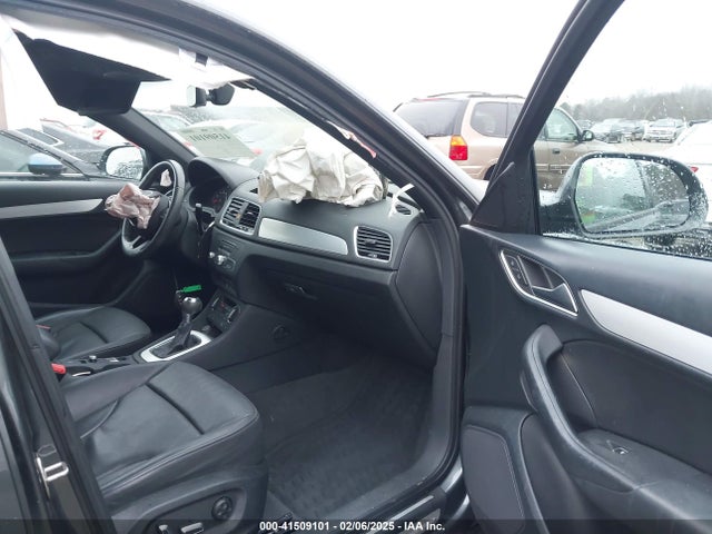 2018 AUDI Q3 WA1BCCFS0JR024719 Photo 4