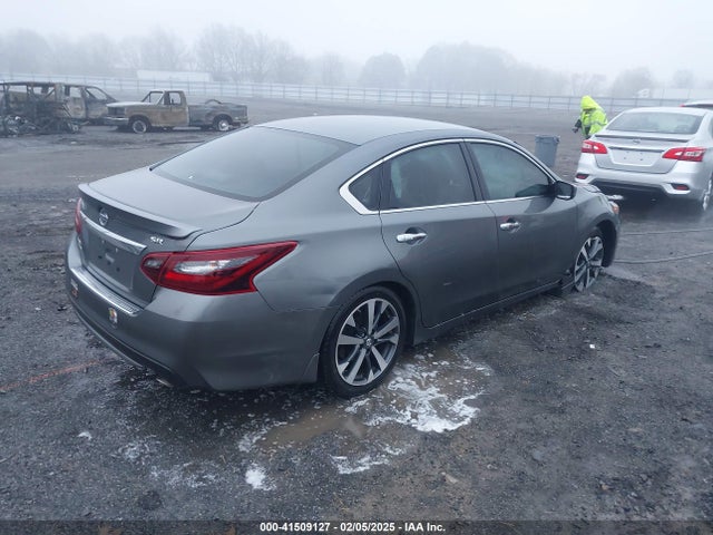 1N4AL3AP6HC473555 Nissan Altima 2.5 Sr