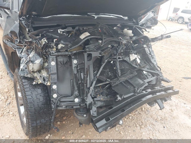 1GNSCAEC6JR272226 Chevrolet Tahoe Ls