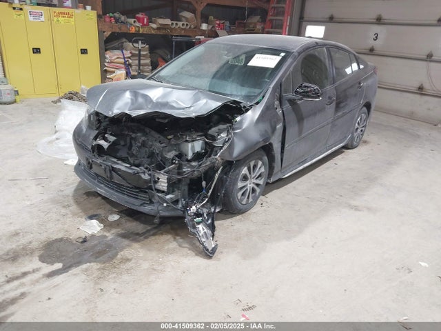 Toyota Prius Xle Awd-e 2022 JTDL9MFUXN3039673 Image 2
