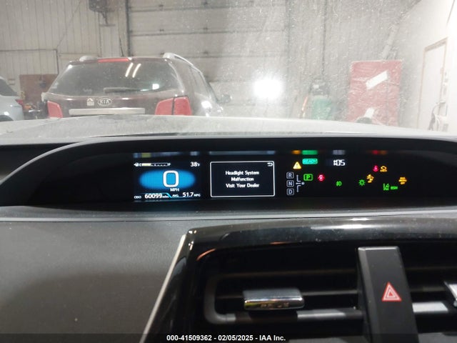 Toyota Prius Xle Awd-e 2022 JTDL9MFUXN3039673 Image 7