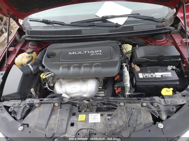 1C3CCCAB4FN686369 Chrysler 200 Limited