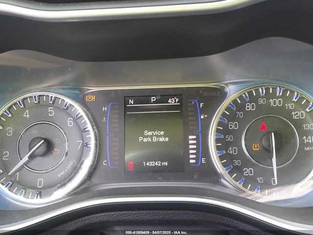 1C3CCCAB4FN686369 Chrysler 200 Limited