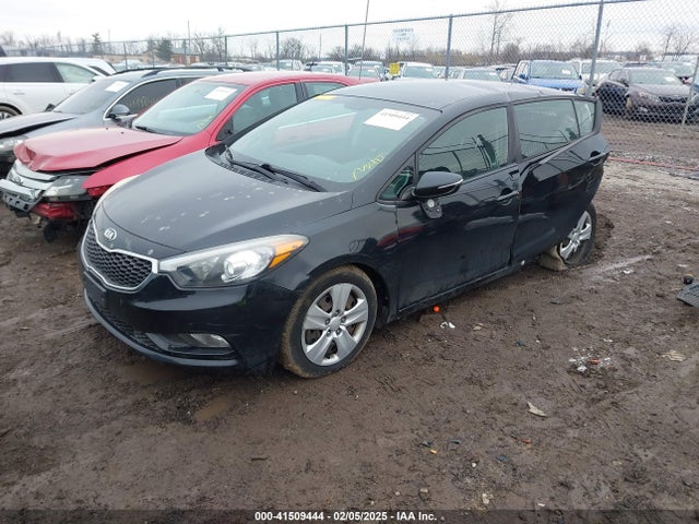KIA Forte 5-door Lx 2016 KNAFK5A86G5596991 Image 2
