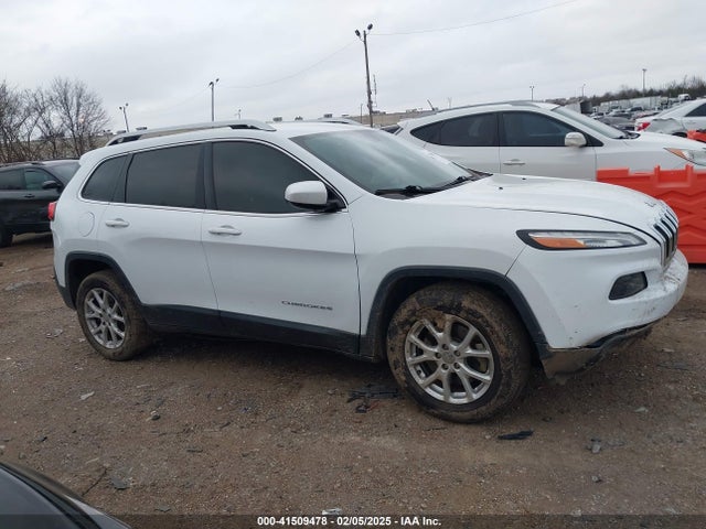 Jeep Cherokee Latitude 2016 1C4PJLCS4GW114486 Image 13