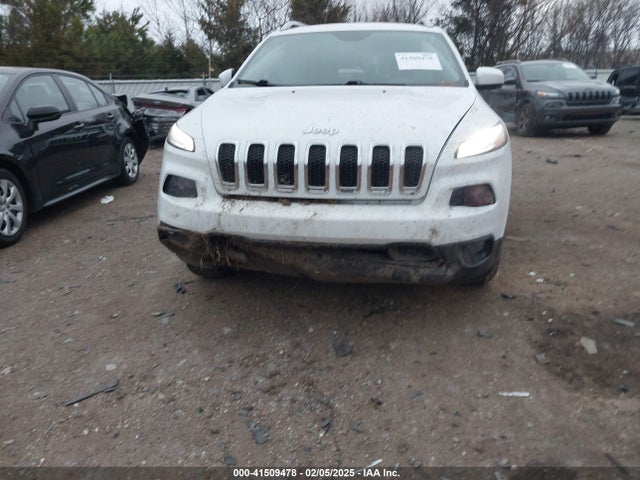 Jeep Cherokee Latitude 2016 1C4PJLCS4GW114486 Image 6