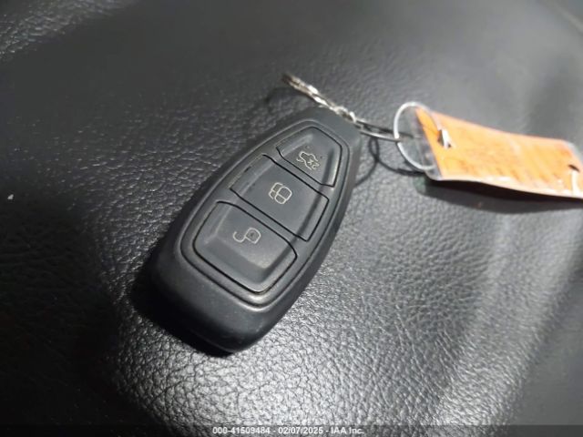 1FADP3L98FL323833 Ford FOCUS ST