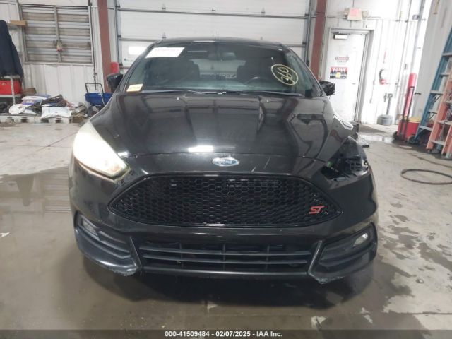 1FADP3L98FL323833 Ford FOCUS ST