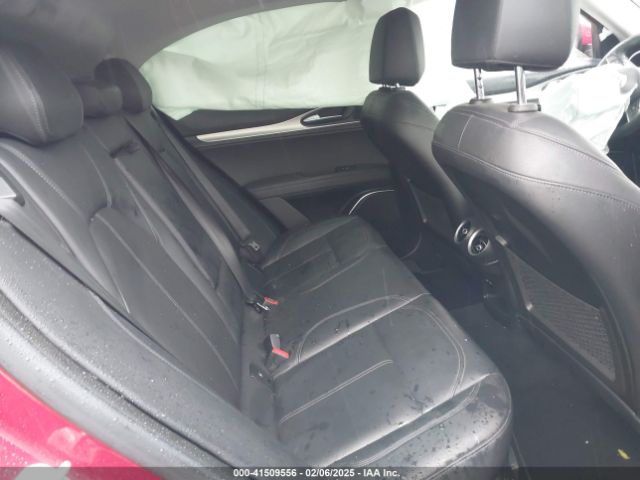 2018 ALFA ROMEO STELVIO ZASFAKPN2J7B77315 Photo 7