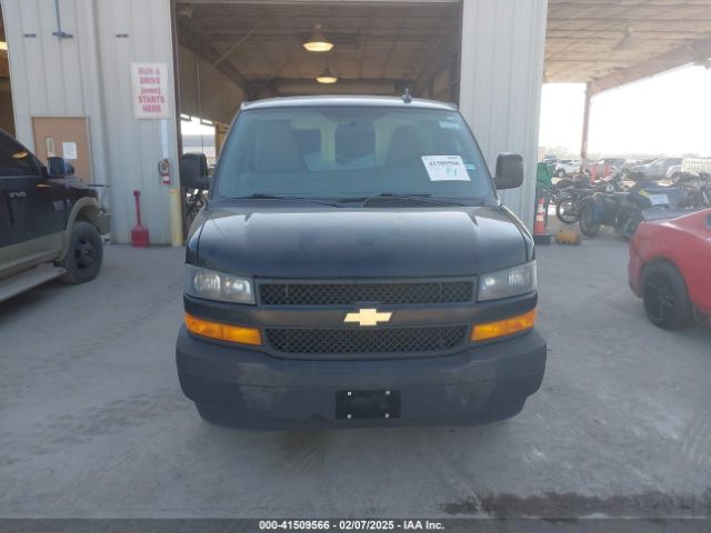 1GCWGAFP8K1335472 Chevrolet Express 2500 Work Van