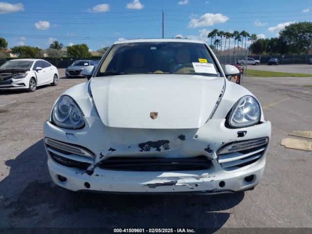 2013 PORSCHE CAYENNE WP1AA2A21DLA10729 Photo 5