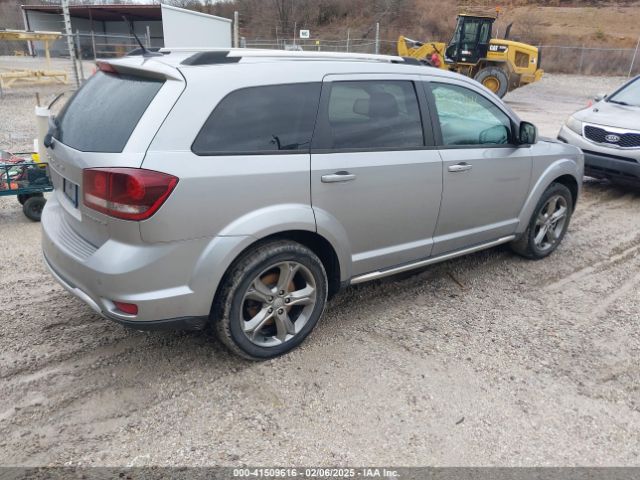 3C4PDCGB5HT613256 Dodge Journey Crossroad Plus