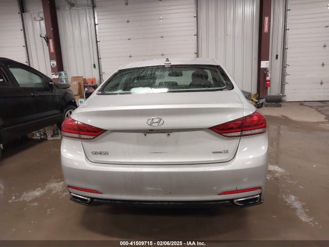 Hyundai Genesis 3.8 2016 KMHGN4JE3GU115885 Image 16
