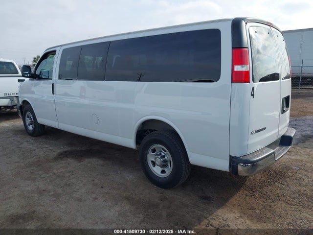 Chevrolet Express 3500 Lt 2019 1GAZGPFG1K1330090 Image 3