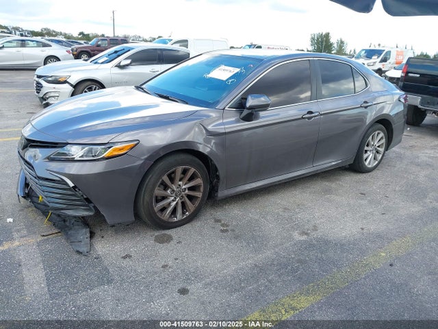 Toyota CAMRY LE 2023 4T1C11AK0PU109119 Image 2
