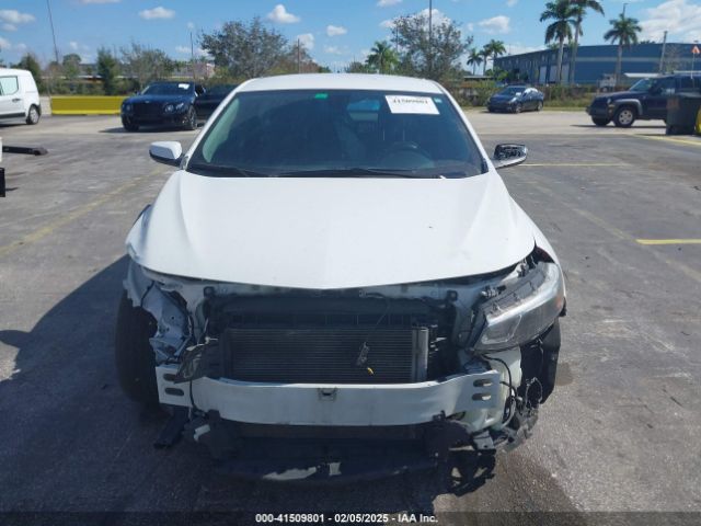 1G1ZE5ST5HF133707 Chevrolet MALIBU 1LT