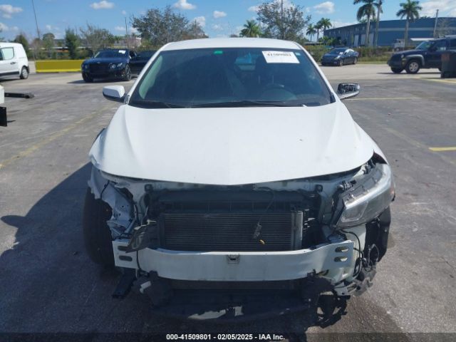 1G1ZE5ST5HF133707 Chevrolet MALIBU 1LT