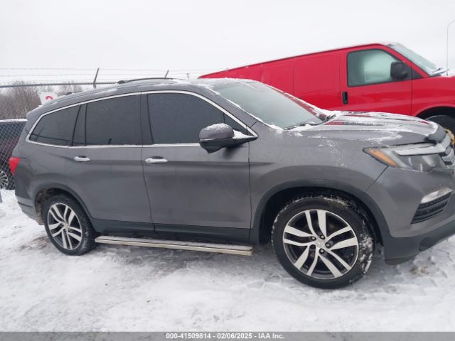 5FNYF6H9XJB000050 Honda Pilot Touring