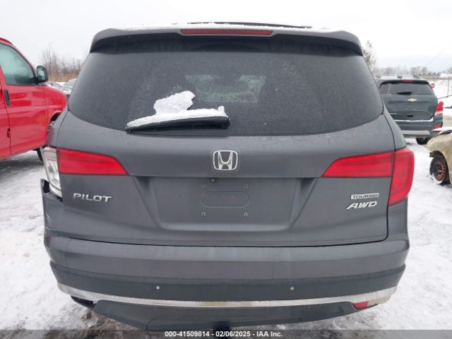 5FNYF6H9XJB000050 Honda Pilot Touring