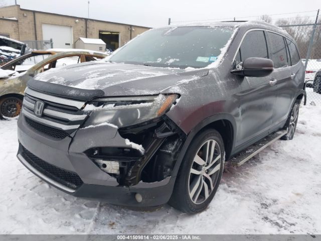 5FNYF6H9XJB000050 Honda Pilot Touring