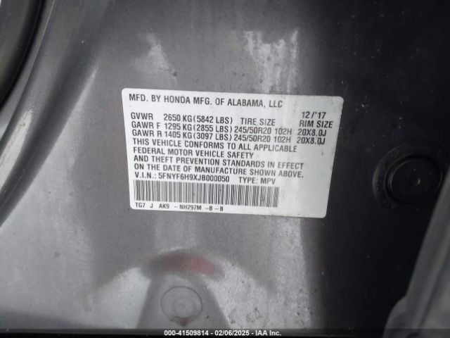 5FNYF6H9XJB000050 Honda Pilot Touring